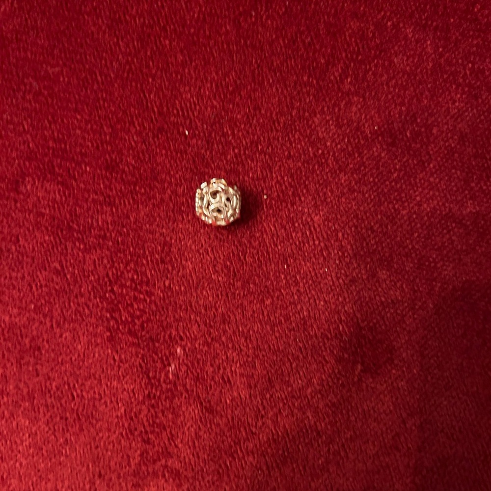 Pandora rose gold charm